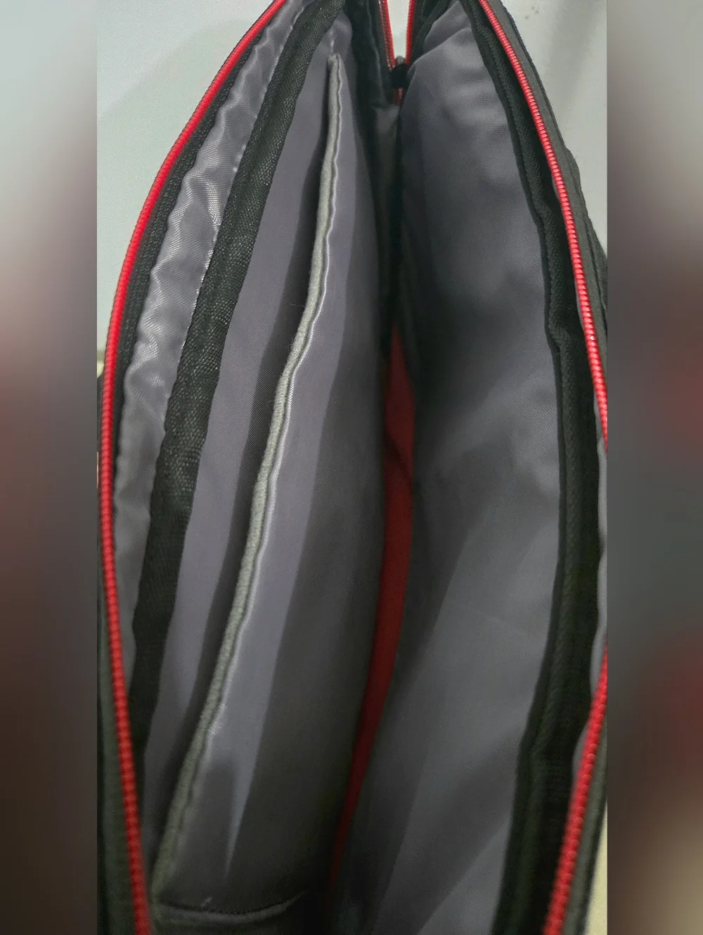 Light ThinkPad Messanger Bag